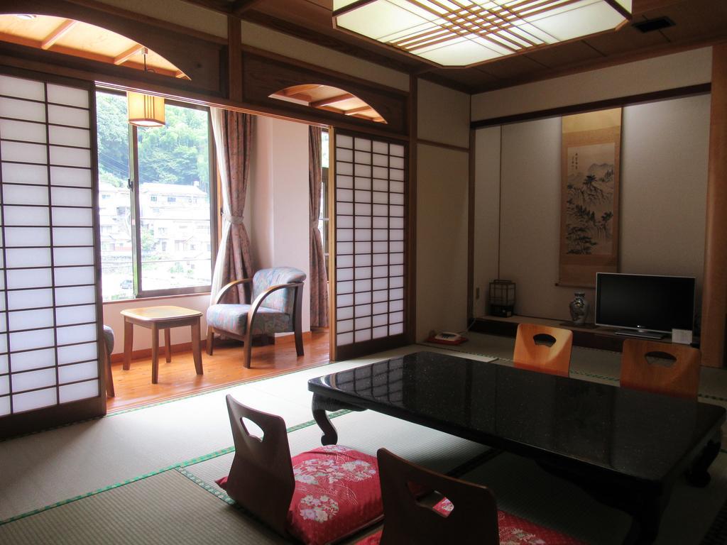 Amagase Onsen Hotel Suikoen هيتا المظهر الخارجي الصورة